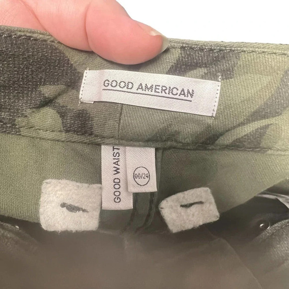 Good American Good Waist Skinny Jeans in Camo Print Size 00 / 24 - Picture 7 of 8